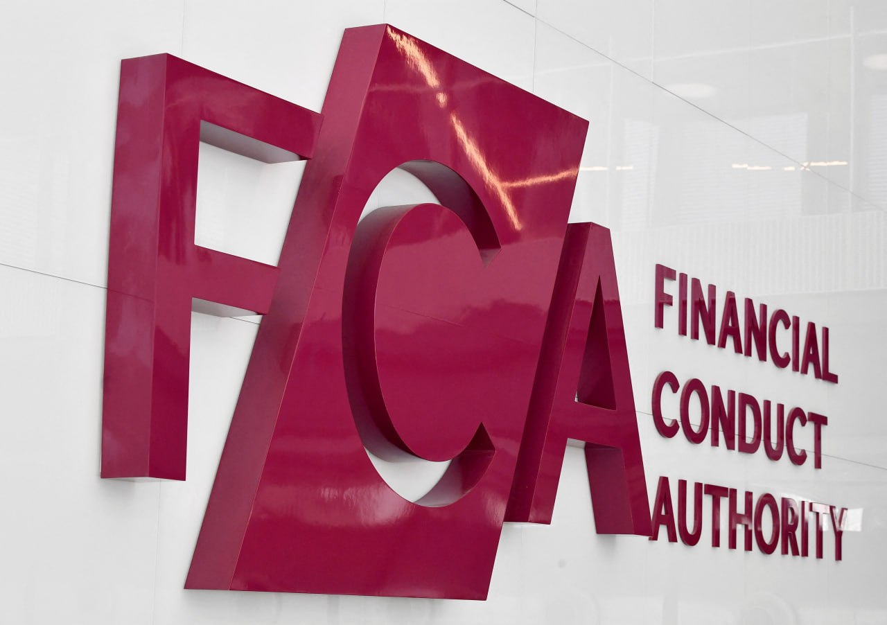 The British regulator FCA has permitted the use of tokenized funds under existing rules.