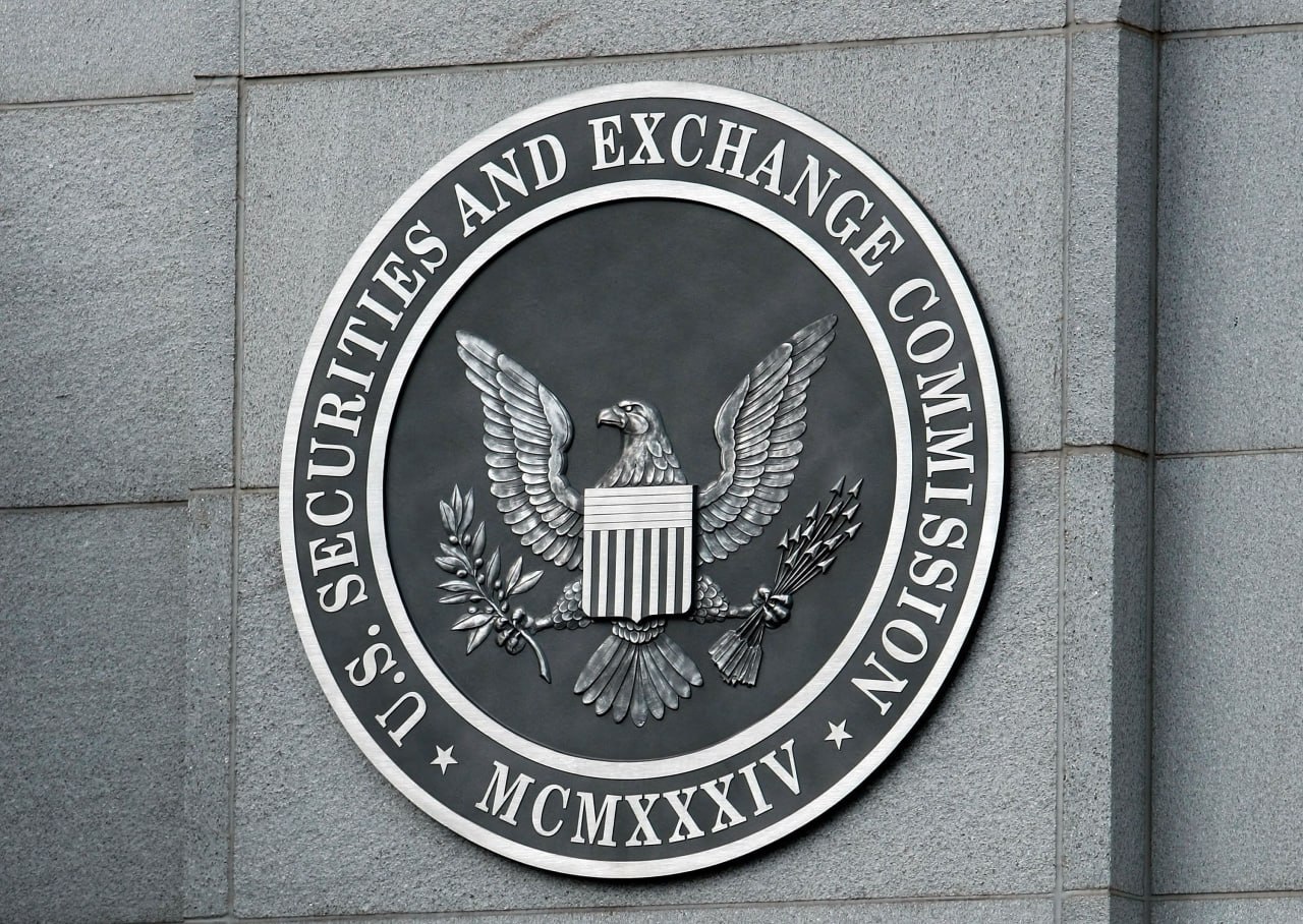 SEC Delays Launch of Prediction Market ETFs